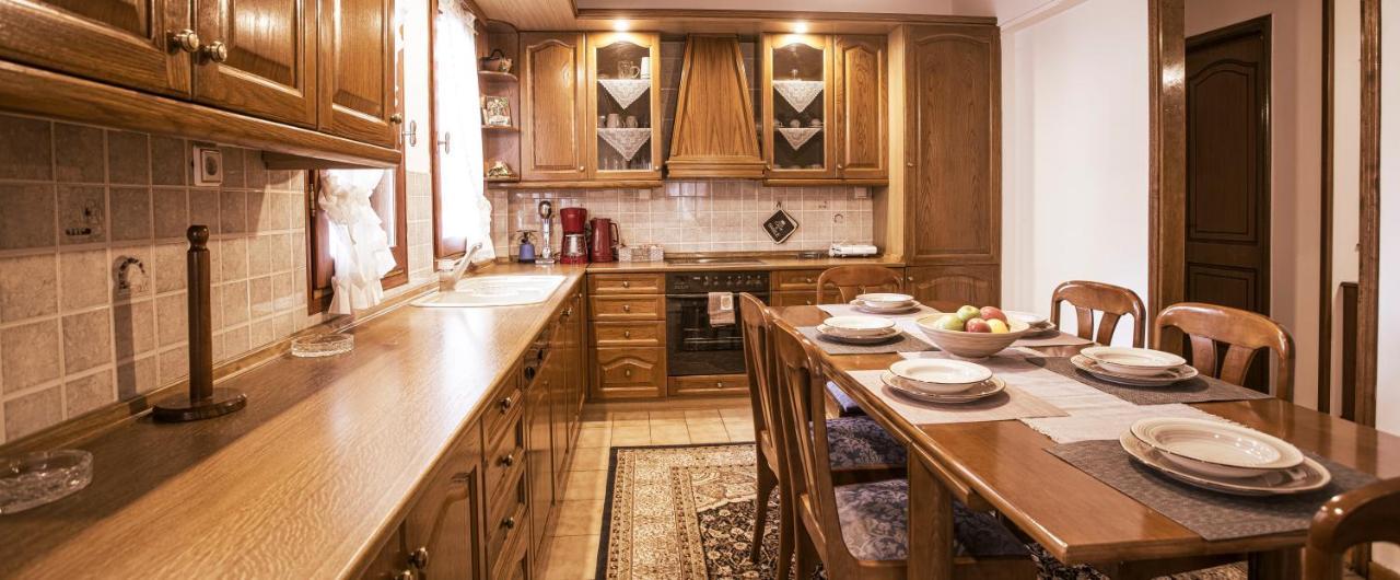 Georgia'S Guesthouse Καστοριά Εξωτερικό φωτογραφία